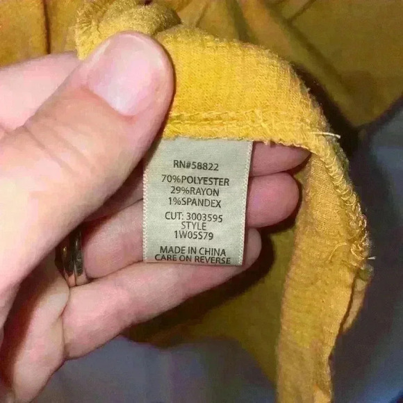 Max Studio Plus Size Short Sleeve Ruffle Sleeve Blouse Embroidered Detail 2X - Picture 3 of 4